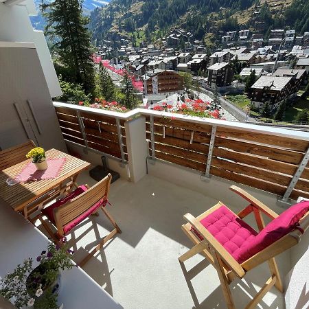 Haus Oasis Apartment Zermatt Bagian luar foto
