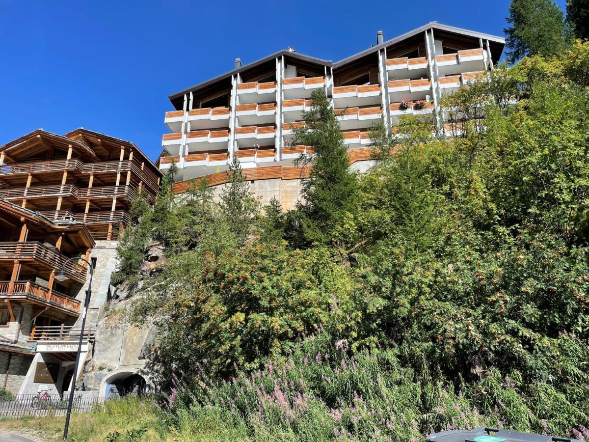 Haus Oasis Apartment Zermatt Bagian luar foto