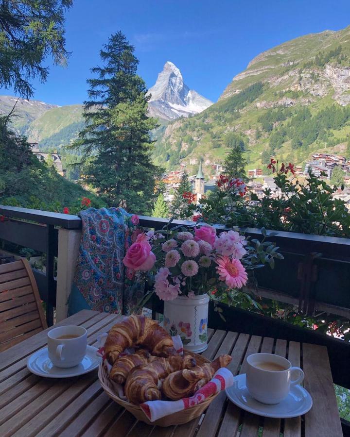 Haus Oasis Apartment Zermatt Bagian luar foto